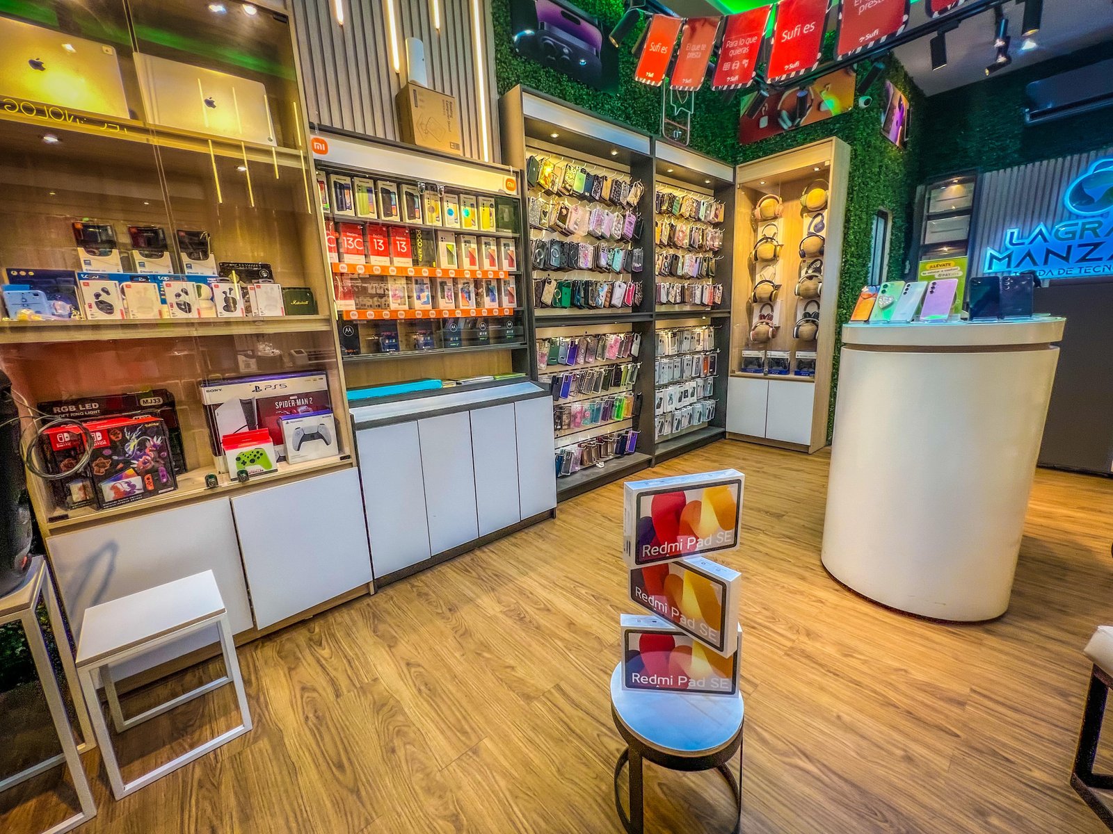 Imagen de la tienda sede castellana 2do piso1.3